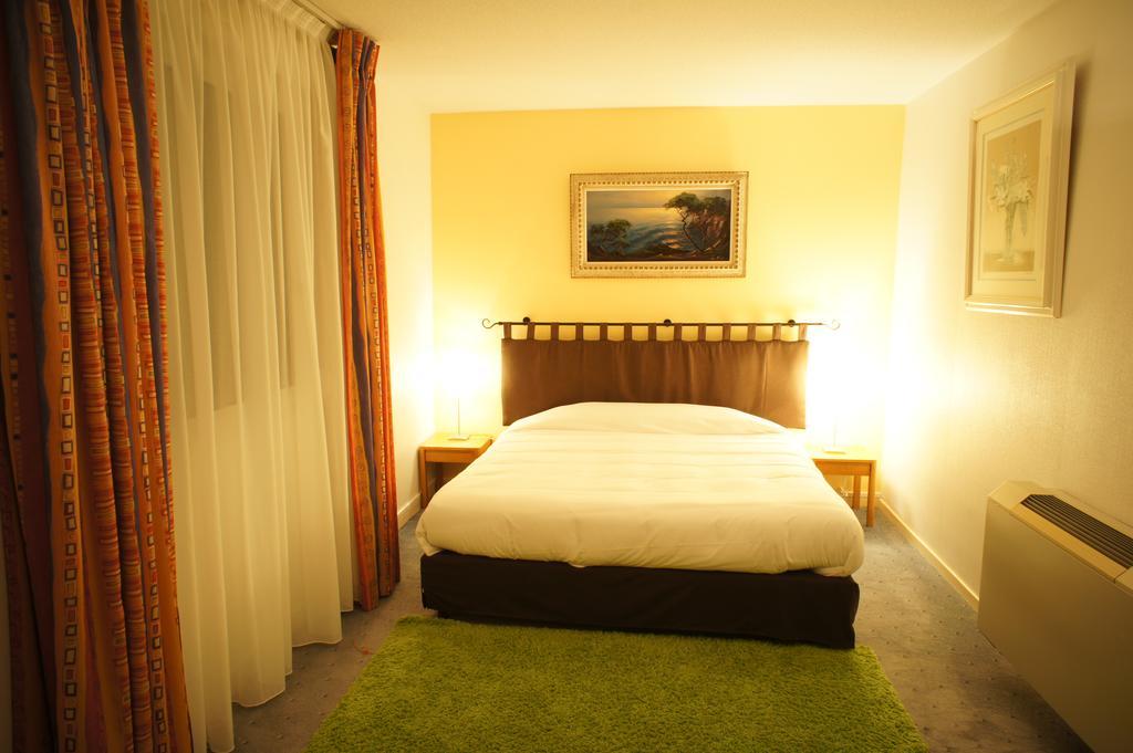 Inter-Hotel La Closerie Beaune Beaune  Szoba fotó